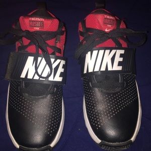 Nike Team Hustle D 8 Basketball shoes 👟 🏀